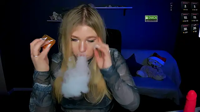 Snapshot of juli_kisss chatting on 02-06-25, 03:41 juli kisss online show from 02-06-25, 03:41