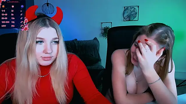 Snapshot of juli_kisss chatting on 02-09-25, 05:29 juli kisss online show from 02-09-25, 05:29