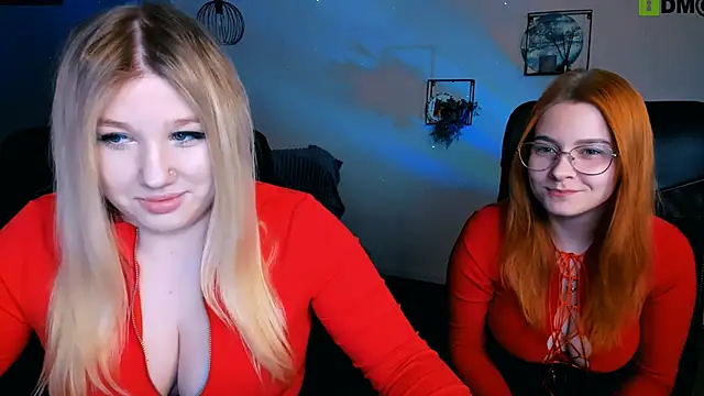 Snapshot of juli_kisss chatting on 03-22-25, 07:53 juli kisss online show from 03-22-25, 07:53