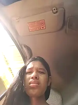 Snapshot of Little_Pau_Dirty chatting on 12-05-24, 03:06 Little Pau Dirty online show from 12-05-24, 03:06