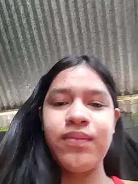 Snapshot of Little_Pau_Dirty chatting on 12-12-24, 12:44 Little Pau Dirty online show from 12-12-24, 12:44