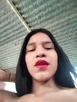 Snapshot of Little_Pau_Dirty chatting on 12-14-24, 02:31 Little Pau Dirty online show from 12-14-24, 02:31