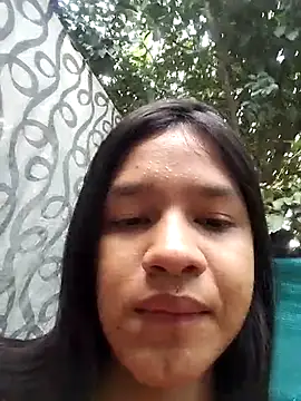 Snapshot of Little_Pau_Dirty chatting on 12-21-24, 12:06 Little Pau Dirty online show from 12-21-24, 12:06