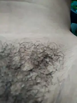 Snapshot of Little_Pau_Dirty chatting on 12-21-24, 03:09 Little Pau Dirty online show from 12-21-24, 03:09