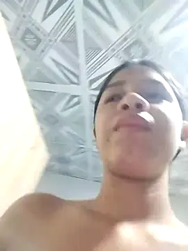 Snapshot of Little_Pau_Dirty chatting on 01-15-25, 11:53 Little Pau Dirty online show from 01-15-25, 11:53