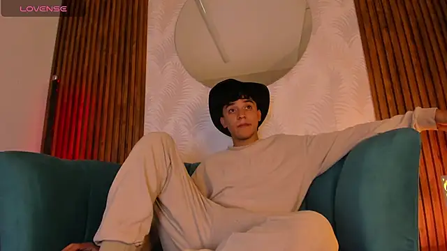 Austin Cardieff online show from 01-31-25, 03:41