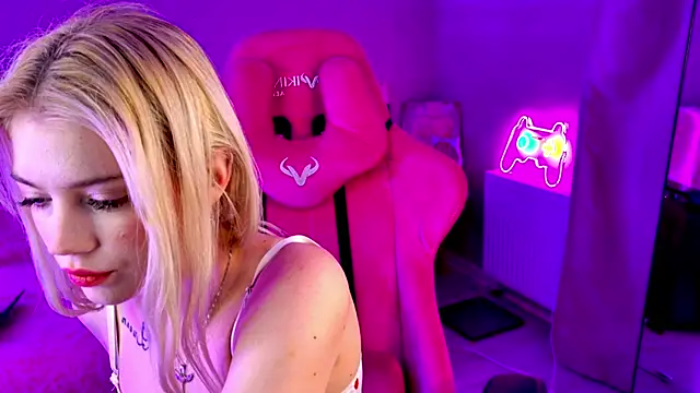 Shawty Blonde online show from 02-28-25, 11:34