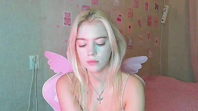 Shawty Blonde online show from 09-11-25, 05:24