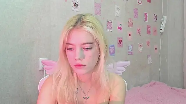Shawty Blonde online show from 09-18-25, 06:10
