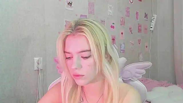 Shawty Blonde online show from 09-20-25, 06:20