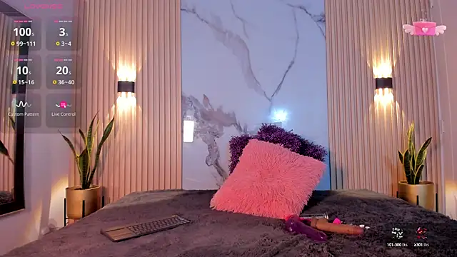 Snapshot of Iamvictoria06 chatting on 01-11-25, 10:07 Iamvictoria06 online show from 01-11-25, 10:07