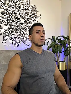 aaroncolombia online show from 10-29-25, 10:44