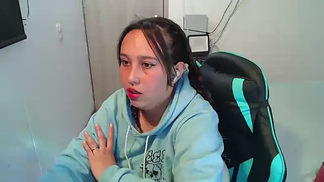 Skarlet Adams28 online show from 11-27-25, 10:23