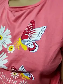 Snapshot of hotbaby_5 chatting on 03-09-26, 01:31 hotbaby 5 online show from 03-09-26, 01:31