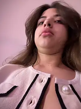 CharleneWoods online show from 10-28-25, 06:06