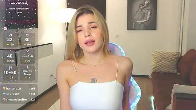 adrianawow1 online show from 03-20-25, 12:30