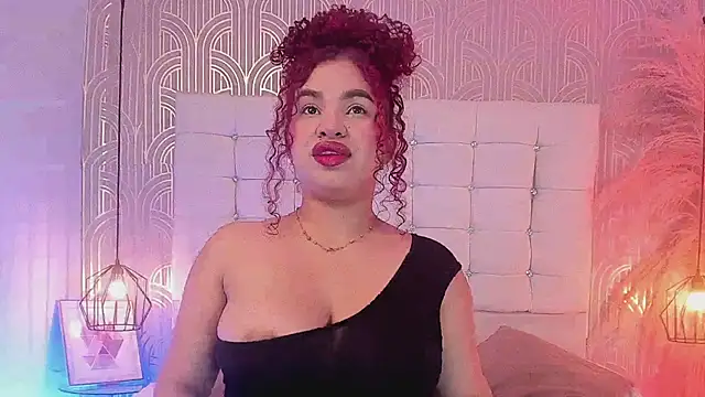 Snapshot of LeylaRangel chatting on 03-02-25, 03:45 LeylaRangel online show from 03-02-25, 03:45