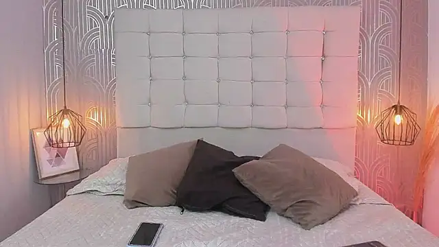 Snapshot of LeylaRangel chatting on 03-09-25, 03:54 LeylaRangel online show from 03-09-25, 03:54