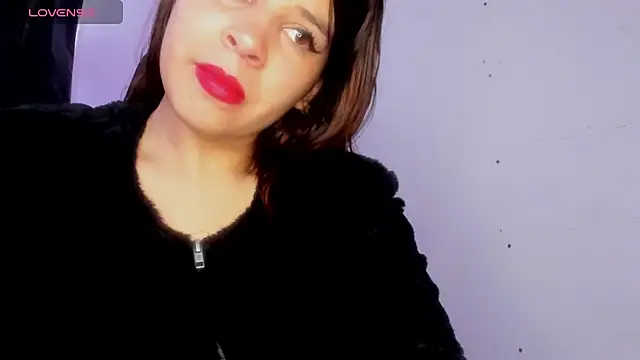 Snapshot of silviamilk chatting on 07-06-26, 08:00 silviamilk online show from 07-06-26, 08:00