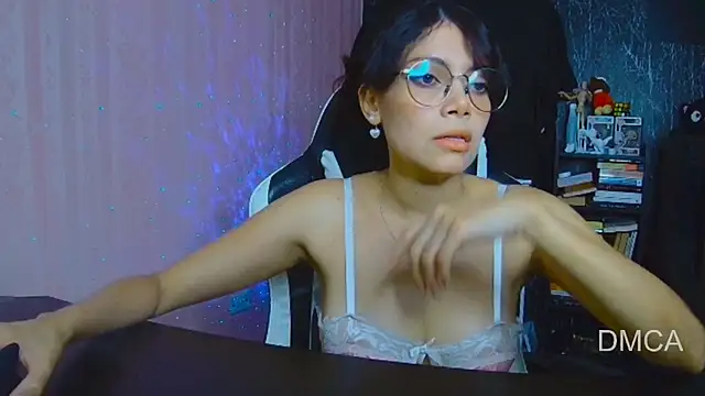 Drea Foox online show from 11-27-25, 03:30