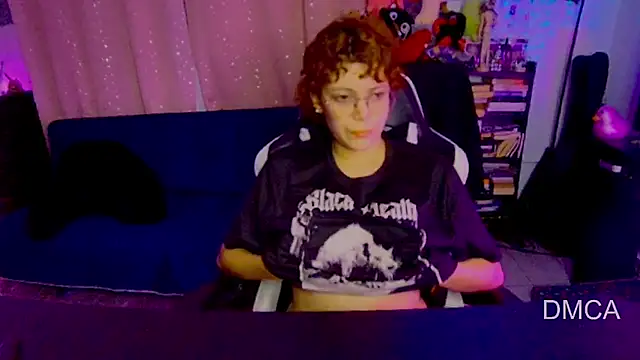 Snapshot of Drea_Foox chatting on 06-22-26, 03:25 Drea Foox online show from 06-22-26, 03:25