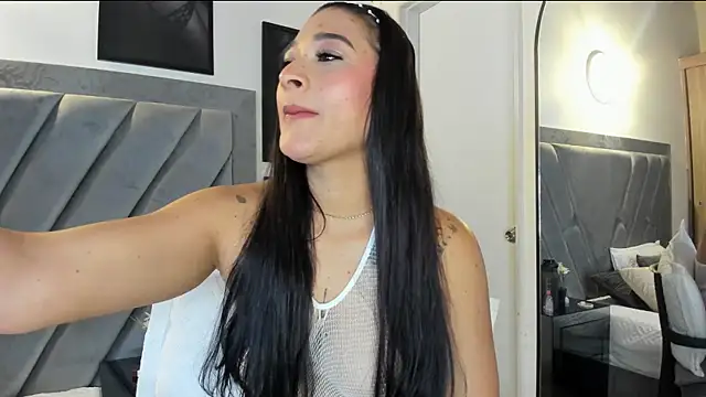 nataliee foster online show from 09-22-25, 10:17