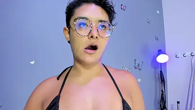 Kaira mosse online show from 10-23-25, 12:59