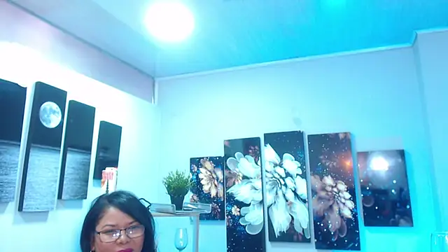 Keilathompson online show from 01-16-25, 12:42