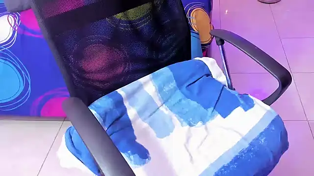 TEE DIRTY SQUIRT online show from 01-08-25, 11:54