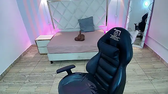 Brendda tay online show from 09-11-25, 03:06