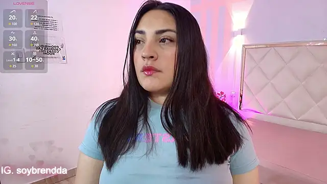 Snapshot of Brendda_tay chatting on 02-20-26, 06:26 Brendda tay online show from 02-20-26, 06:26