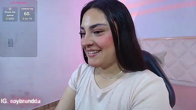 Snapshot of Brendda_tay chatting on 03-11-26, 03:34 Brendda tay online show from 03-11-26, 03:34