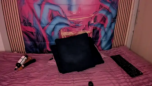 AnneteLynch online show from 10-04-25, 08:51