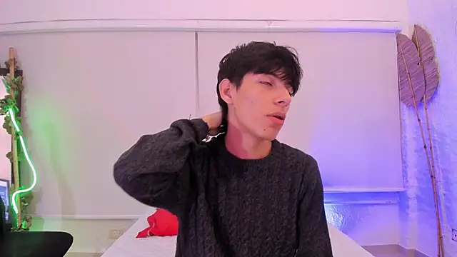 Snapshot of alexandersawyer chatting on 10-23-25, 04:34 alexandersawyer online show from 10-23-25, 04:34