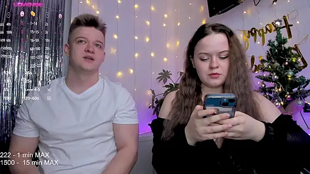 Snapshot of Hanna_and_Justin chatting on 12-12-24, 06:42 Hanna and Justin online show from 12-12-24, 06:42