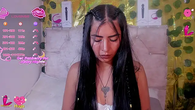 Snapshot of cristalconnorr chatting on 04-10-26, 04:23 cristalconnorr online show from 04-10-26, 04:23