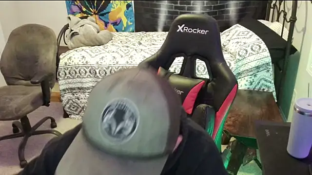 Snapshot of XMeF10 chatting on 01-12-25, 12:07 XMeF10 online show from 01-12-25, 12:07