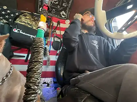 XMeF10 online show from 11-23-25, 03:23