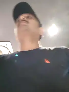 Snapshot of Akhil3290 chatting on 02-12-25, 04:22 Akhil3290 online show from 02-12-25, 04:22