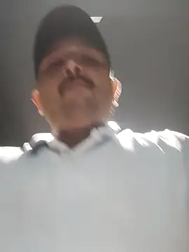 Snapshot of Akhil3290 chatting on 02-25-25, 04:21 Akhil3290 online show from 02-25-25, 04:21