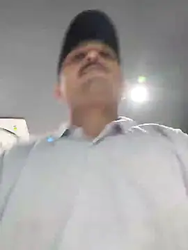 Snapshot of Akhil3290 chatting on 03-15-25, 03:59 Akhil3290 online show from 03-15-25, 03:59