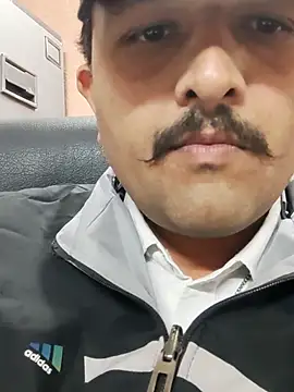 Snapshot of Akhil3290 chatting on 01-16-26, 10:52 Akhil3290 online show from 01-16-26, 10:52