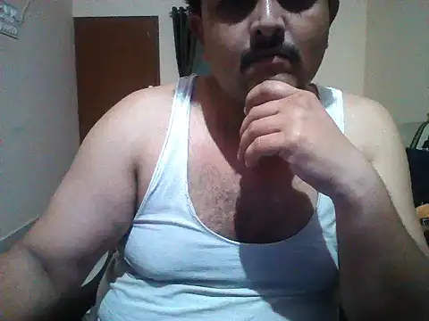 Akhil3290 online show from 05-13-26, 06:05