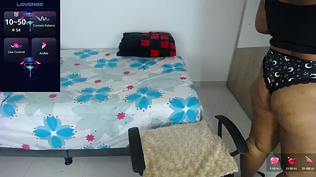 miajoseph  online show from 09-22-25, 04:25