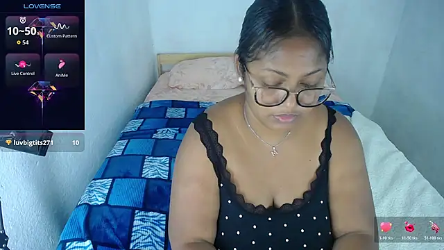 Snapshot of miajoseph_ chatting on 03-19-26, 03:43 miajoseph online show from 03-19-26, 03:43