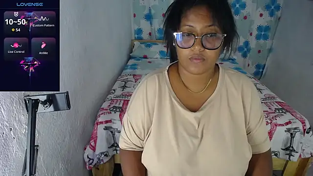 Snapshot of miajoseph_ chatting on 04-24-26, 03:31 miajoseph online show from 04-24-26, 03:31