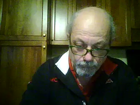 Snapshot of gianbragallini chatting on 03-04-25, 11:11 gianbragallini online show from 03-04-25, 11:11