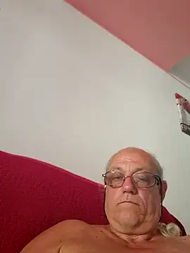 Snapshot of gianbragallini chatting on 08-03-26, 12:32 gianbragallini online show from 08-03-26, 12:32