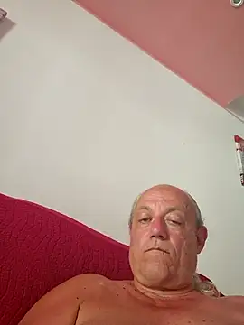 Snapshot of gianbragallini chatting on 08-04-26, 12:41 gianbragallini online show from 08-04-26, 12:41
