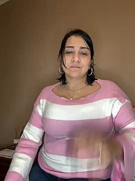 paulinaDiaz1 online show from 01-25-25, 09:14